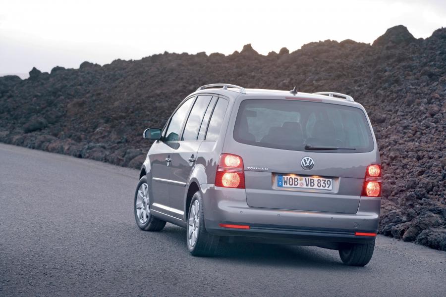  Volkswagen Touran 2007 года  (фото 64 из 74)